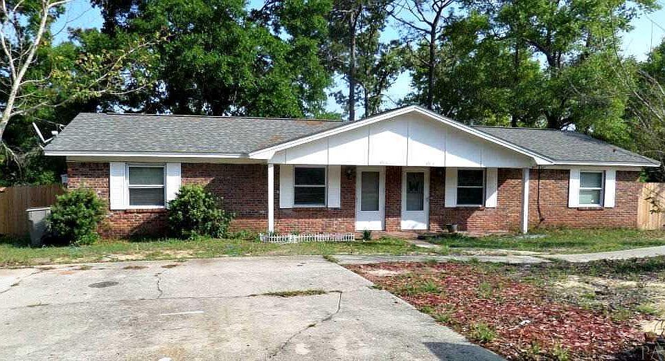 1st image of 49134915 Yacht Harbour Cir