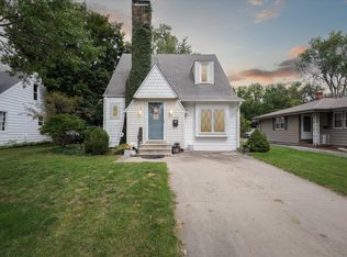 1706 E Beardsley Ave, Elkhart, IN 46514