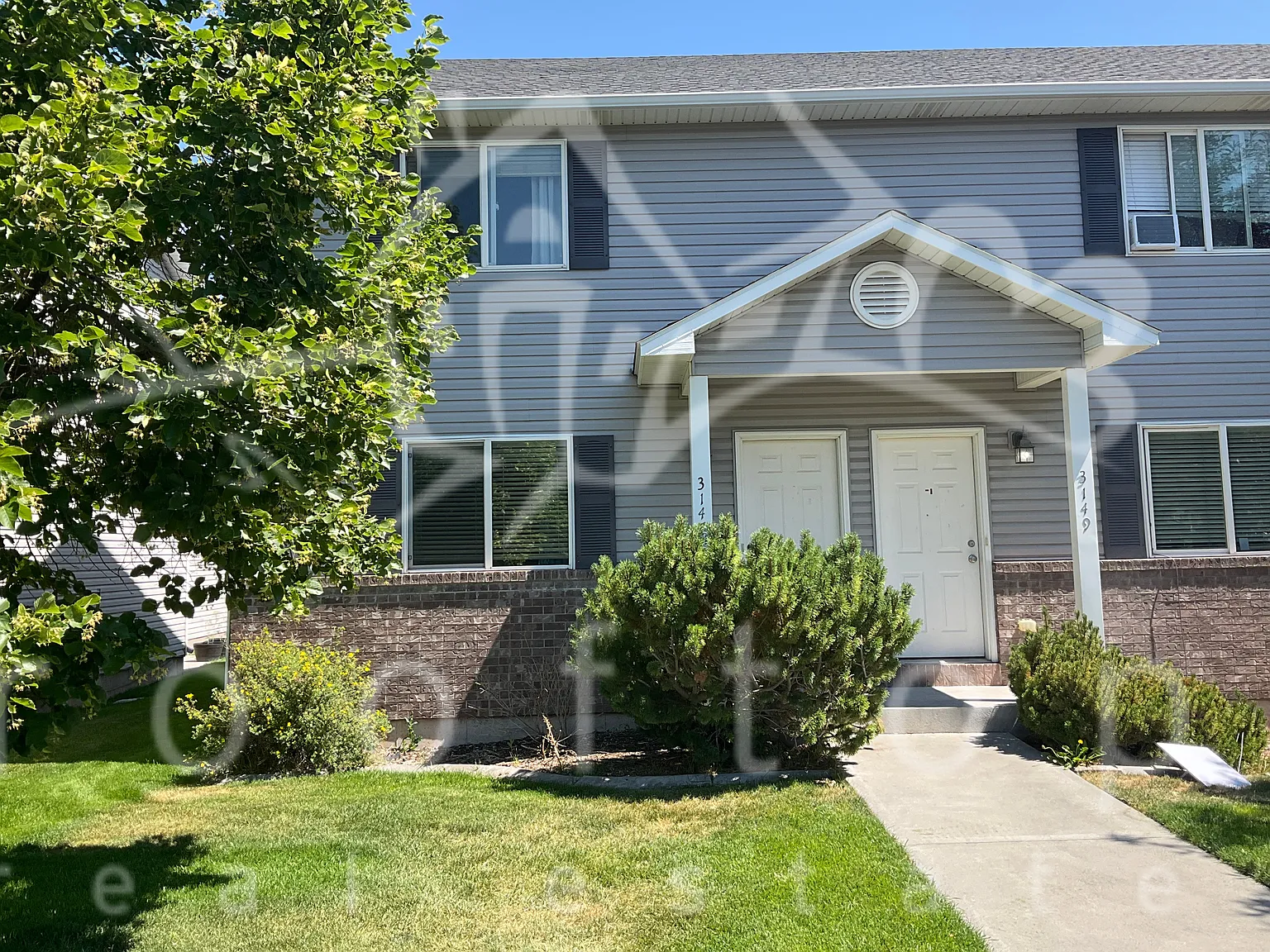 2 bed, 1.5 bath, 1110 sqft, $1,195 — Photo 1