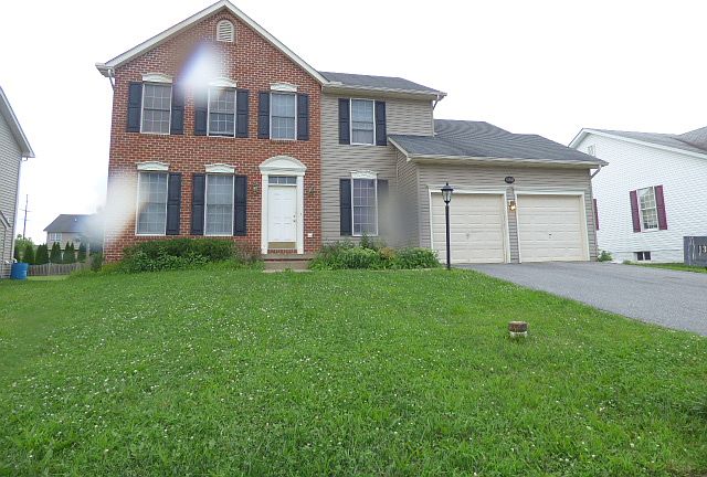 1st image of 13561 Essex Dr