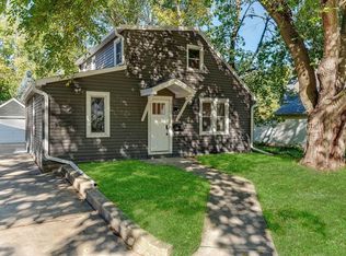 2910 McKinley St, Madison, WI 53705