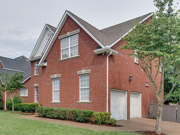 2nd image of 600 Kiltie Way