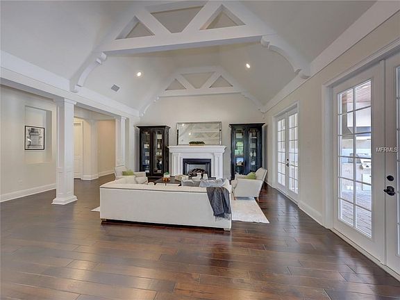 5th image of 8607 Dolce Vita Ln