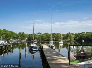 371 Lake Rd, Crownsville, MD 21032