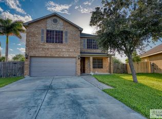 826 Hummingbird Ln S, Harlingen, TX 78552