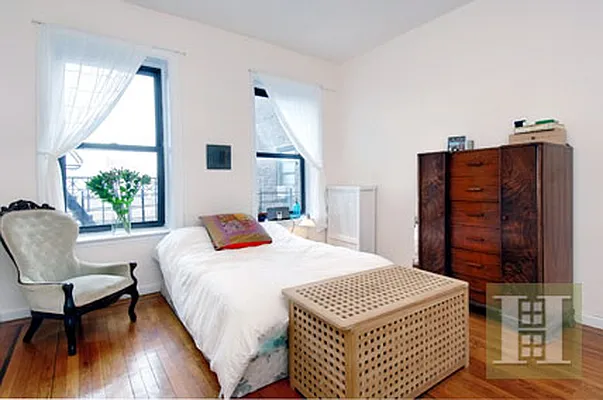 Sold by Halstead Real Estate | media 6