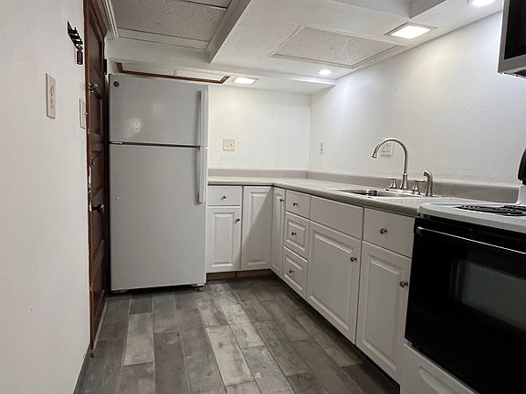 5th image of 1619 Centre St #1GARDEN