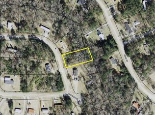60 Holly Cir, Carrollton, GA 30116