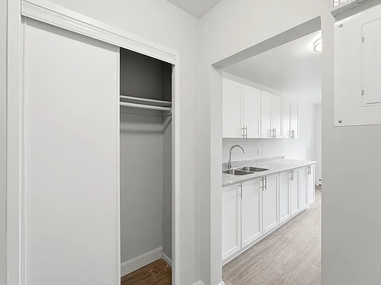 185 Berkshire Dr — Photo 12