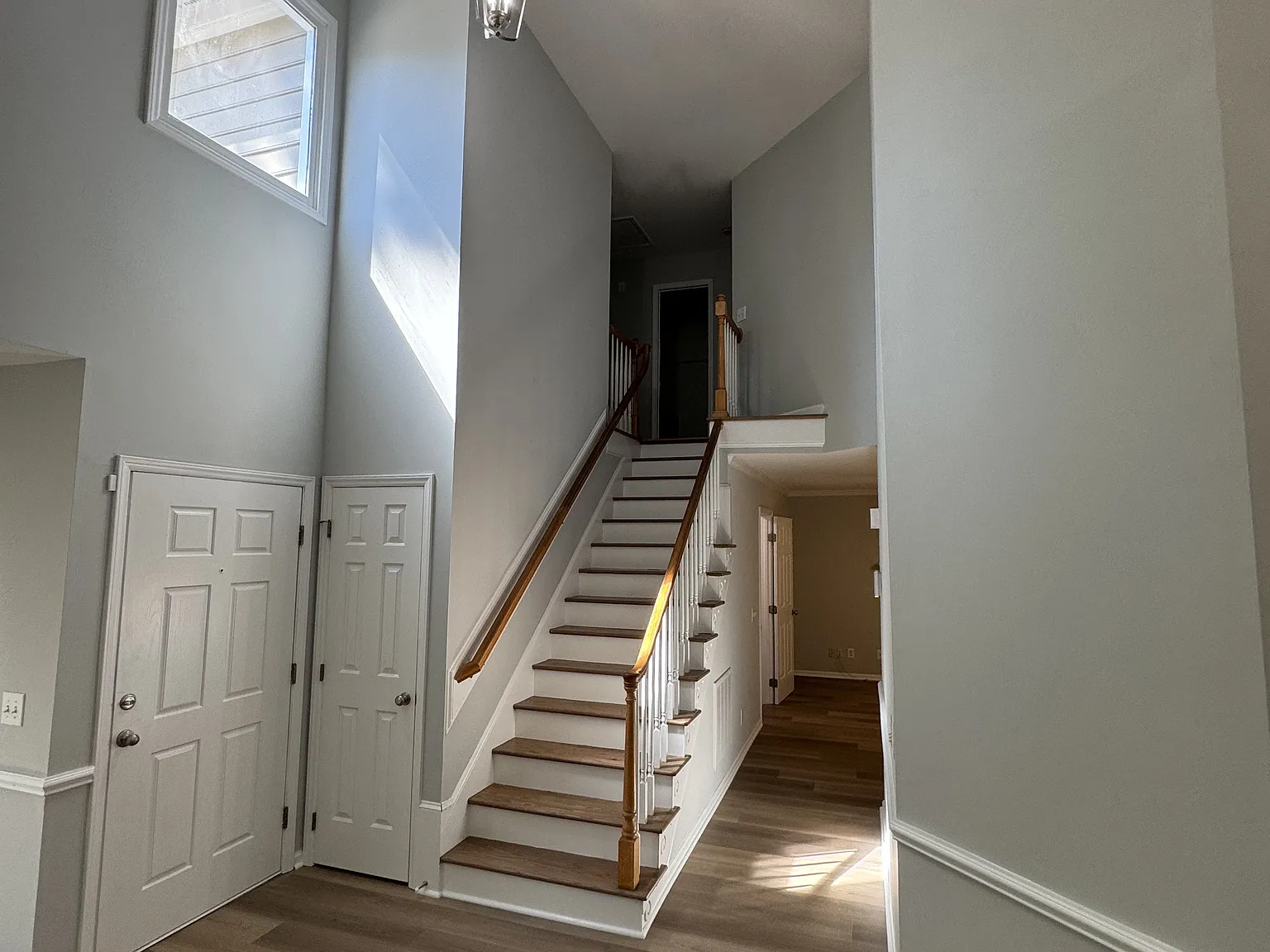 3 bed, 2.5 bath, 1804 sqft, $2,395 — Photo 4