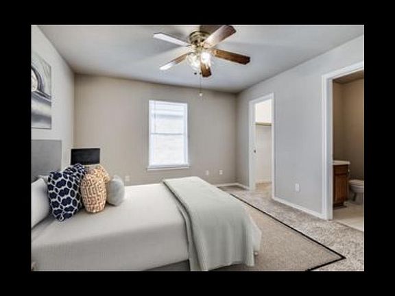 5th image of 3607 Concord Dr