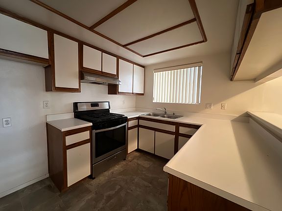 2nd image of 611 S 6th St Unit A