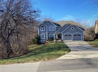 8310 NW Eastside Dr, Weatherby Lake, MO 64152