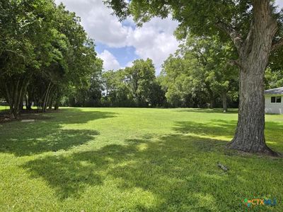 110 E 9th St, Flatonia, TX, 78941