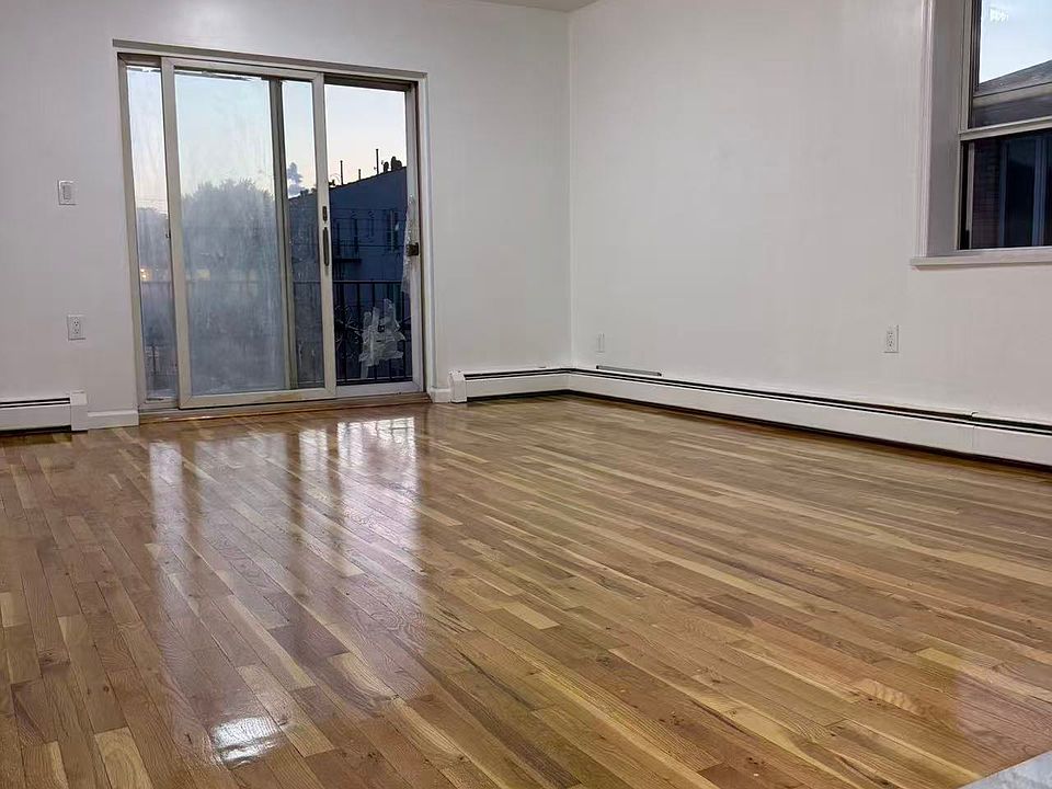 1st image of 2169 E 17th St Floor 3