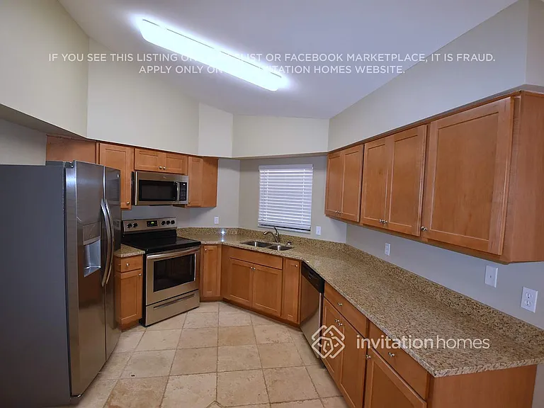 1617 Carter Oaks Dr — Photo 7