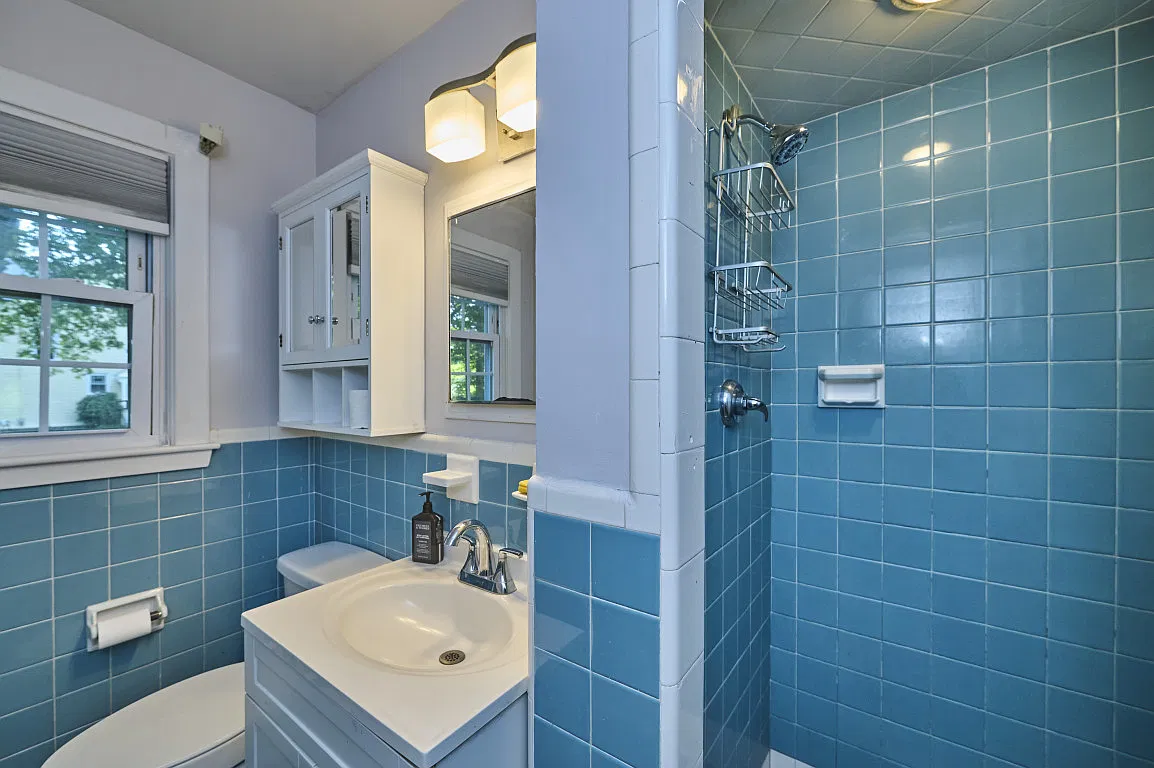 4 bed, 1657 sqft, $4,200 — Photo 4