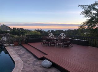 6286 Castejon Dr, La Jolla, CA 92037