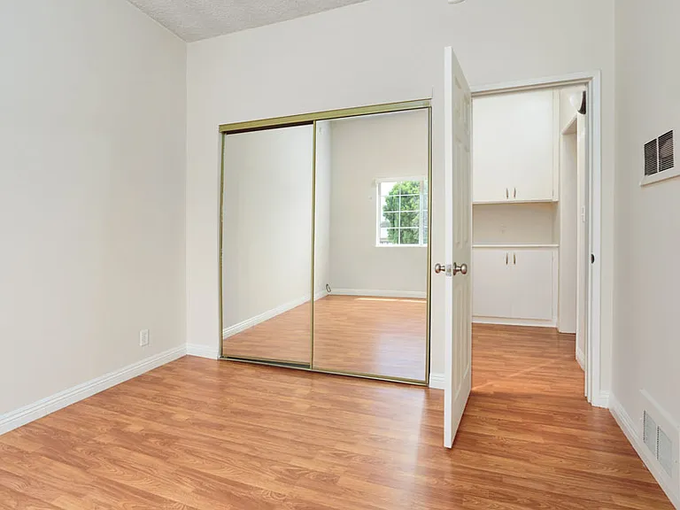 5412 Willowcrest Ave #3 — Photo 12