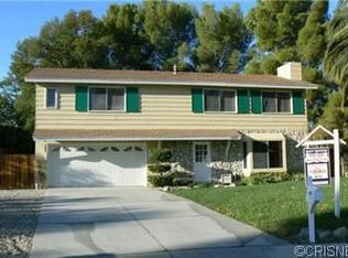 26200 Ridge Vale Dr, Newhall, CA 91321