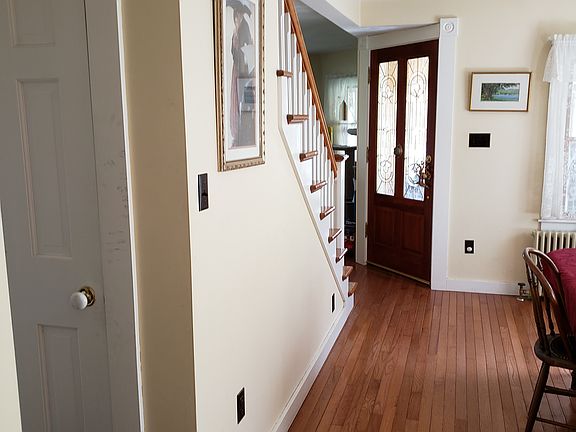 Formal dining room