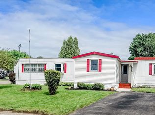 314 Chatham Ct, Girard, PA 16417