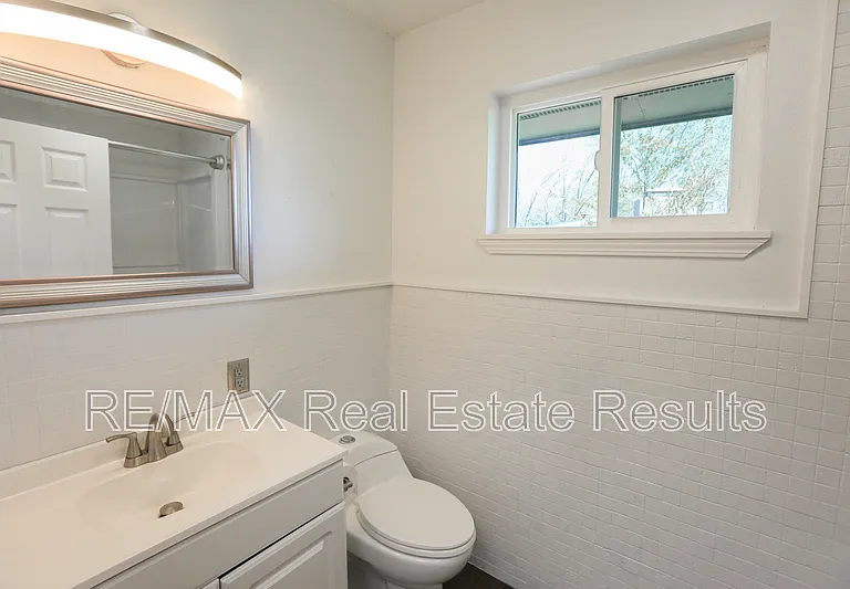 42 Hope Dr — Photo 24