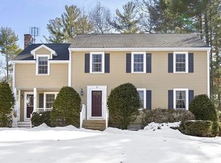3 Brookside Rd, Tyngsboro, MA 01879