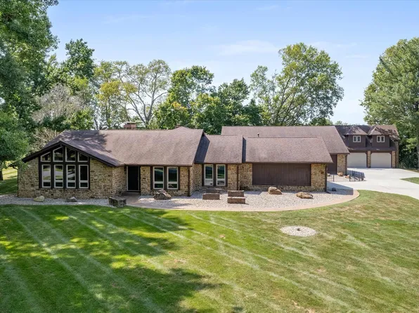 2610 Stonybrook Ln, Franklin, IN 46131