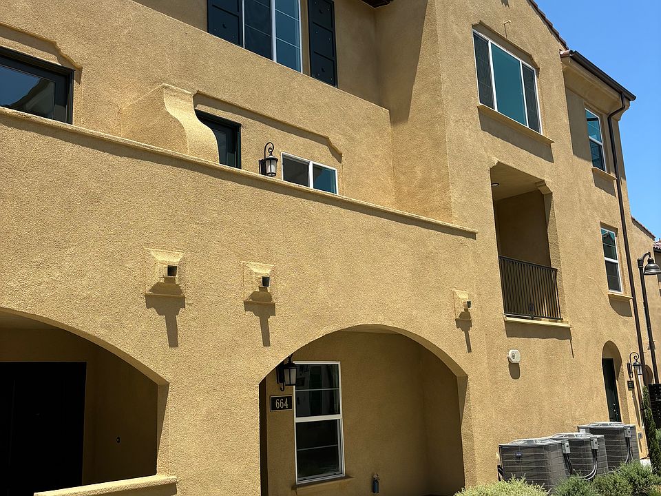 1st image of 700 Panorama Ln