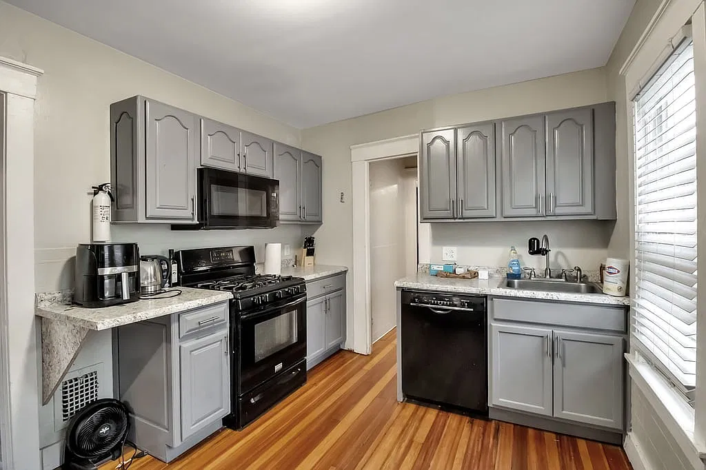 62 West Northrup Place - 1 — Photo 4