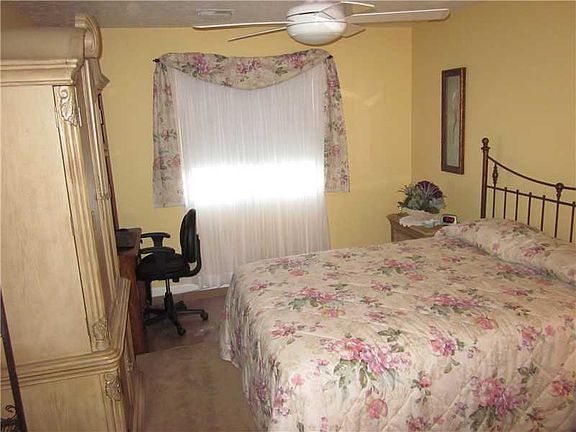 4th image of 2119 Lake View Dr #2119
