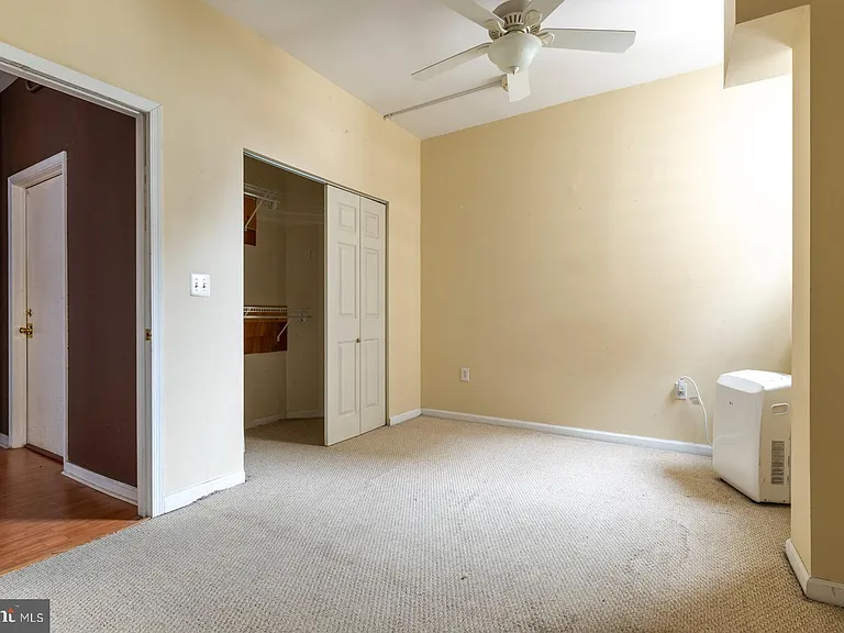 1324 Locust St #1602 — Photo 11