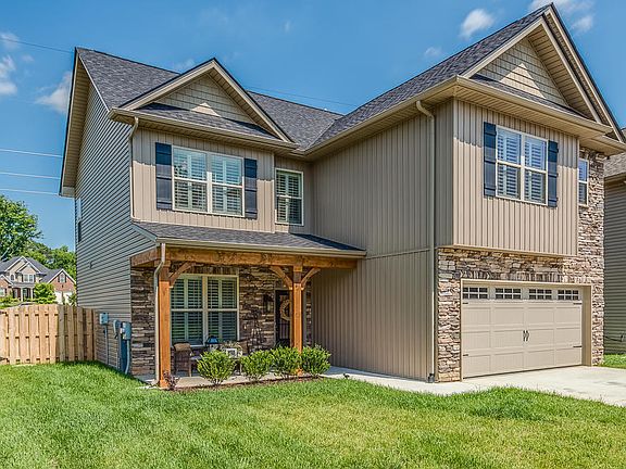 2nd image of 1102 Scatter Way