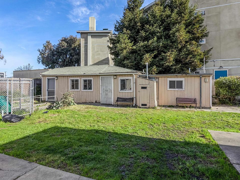 1st image of 1329 77th Ave