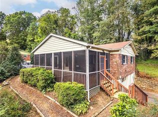 55 Candler Heights Rd, Candler, NC 28715