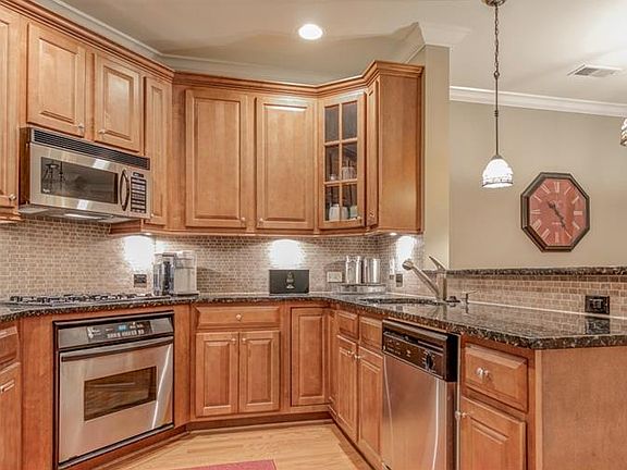 2nd image of 4850 Ivy Ridge Dr SE Unit 204