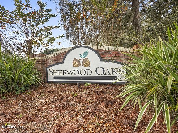 2nd image of 2051 SHERWOOD FOREST Drive