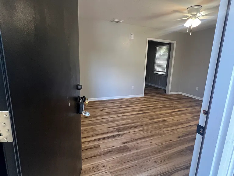 1445 E Lafayette St #6 — Photo 5