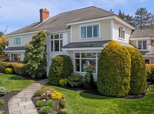 25 Foster St, Marblehead, MA 01945