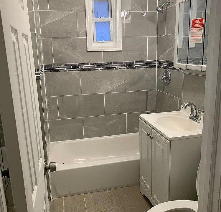 1st image of 4139 Ely Ave Floor 1