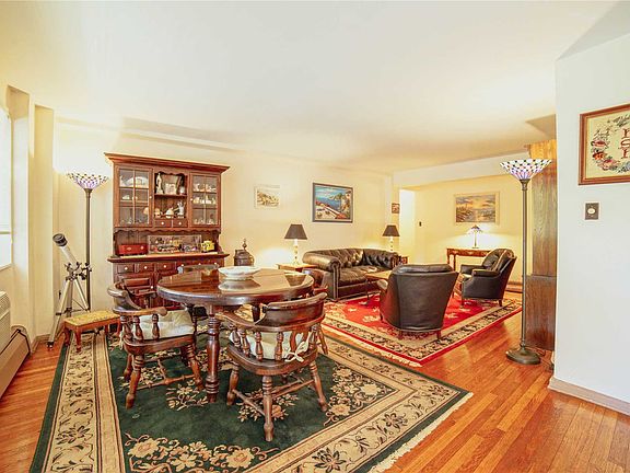 3rd image of 45 Hill Park Ave APT 2N