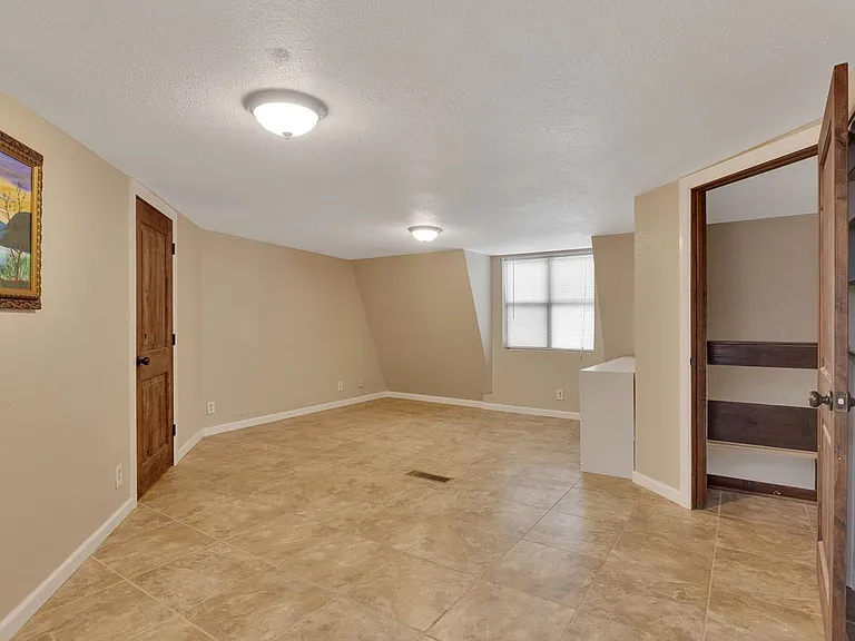 1405 E County Road 130 — Photo 11