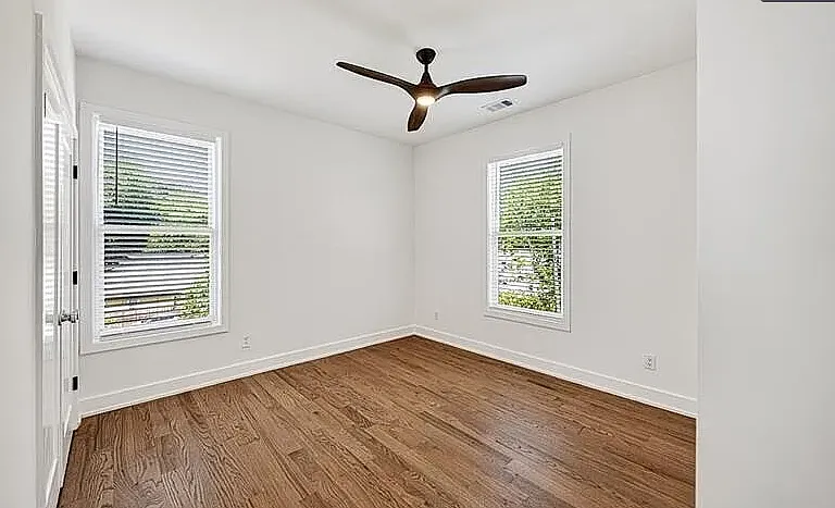 985 McDaniel St SW — Photo 36