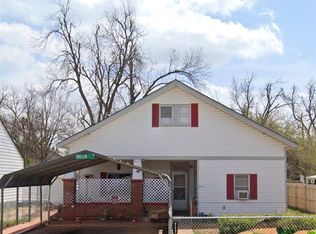717 W Dakota Ave, Chickasha, OK 73018