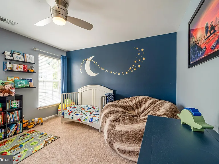 18081 Camdenhurst Dr — Photo 44