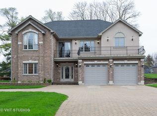 8179 Wolf Rd, La Grange, IL 60525