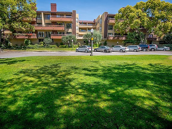 2nd image of 444 Piedmont Ave Unit 230