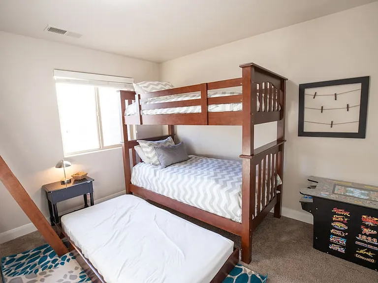 E Razor Ridge Dr — Photo 17