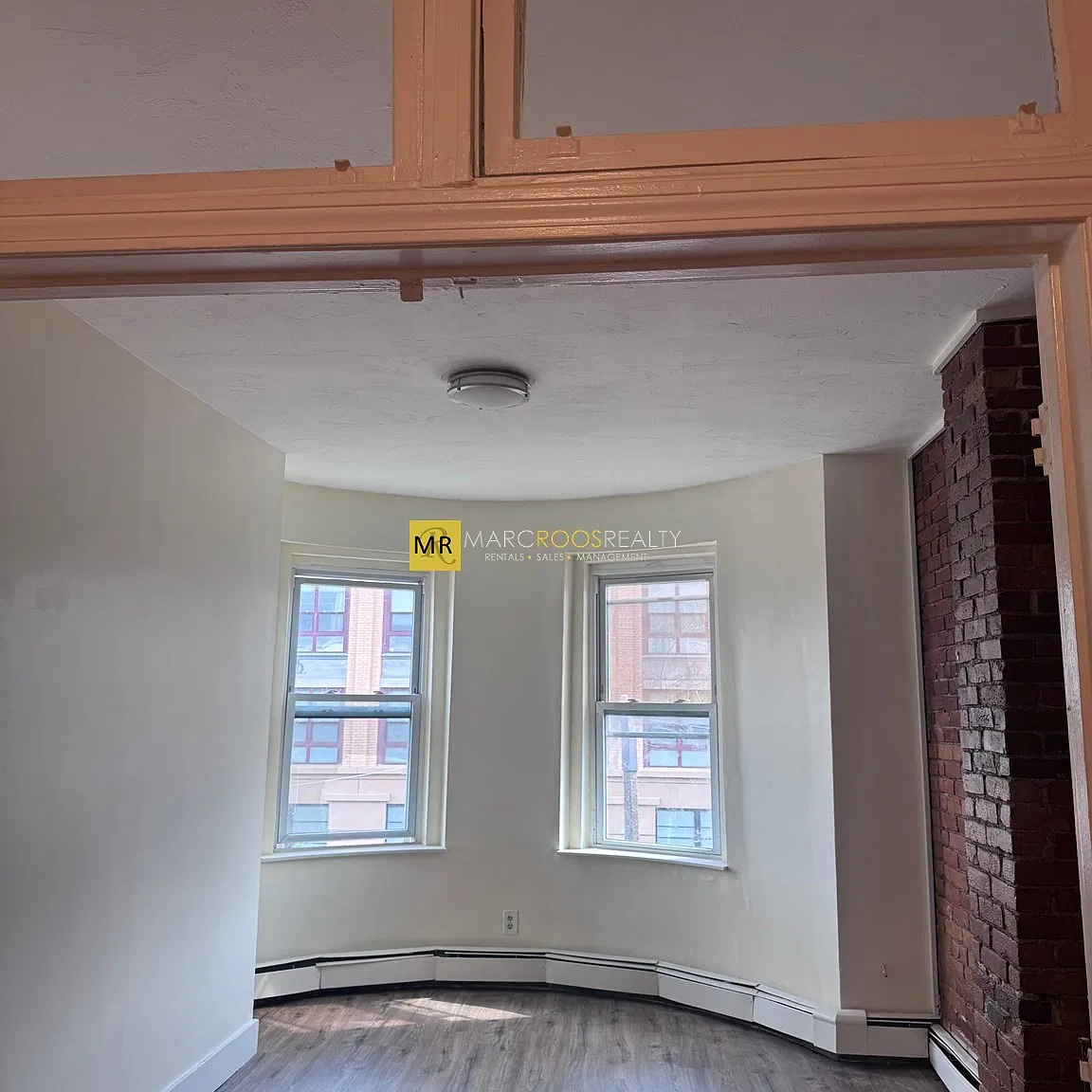 2 bed, 9999 sqft, $2,775 — Photo 2